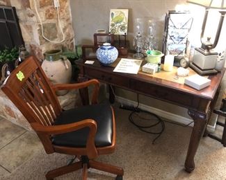 Desk and desk chair