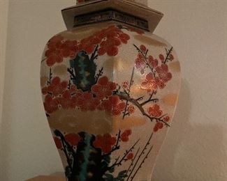 Antique Kutani lidded jar