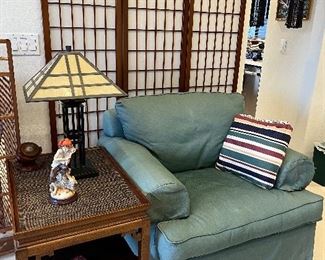 Amish Home chair & Vintage MCM Lane side table 