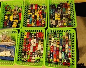 VARIOUS HOT WHEELS AND OTHER TOYS CARS - ¢.25 EACH