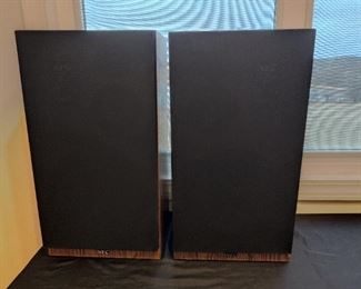 NEC - Vintage Floor/Bookshelf Speakers