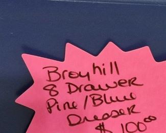BROYHILL BANDED BEDROOM FURNITURE - 8 DRAWER DRESSER- $100.00