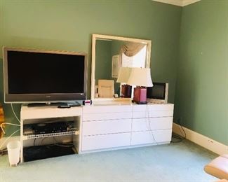 Lane Altavista
 lacquered dresser and mirror
With Entertainment shelf 