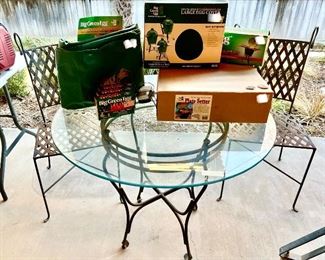 Green egg accessories.