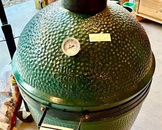 AND...the green egg with stand.