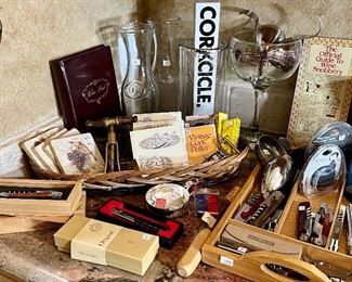 So many bar gadgets!