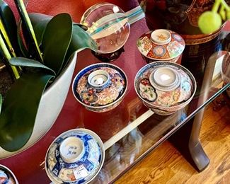 Imari rice bowls.  so pretty.