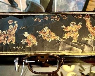 Antique Mahjong box.