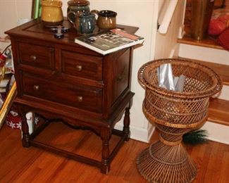 Wicker Plant Stand