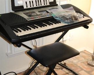Yamaha Electric Keyboard