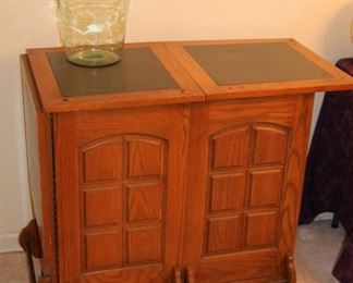 Folding Bar / Server/ Cabinet
