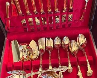 This item is available for PRESALE.  Please text photo to 760-668-0554 to purchase.  We accept Zelle     Retroneau Century Gold-Toned Flatware set of 56    $100