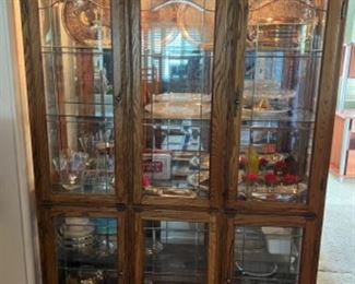 This item is available for PRESALE.  Please text photo to 760-668-0554 to purchase.  We accept Zelle   "Touch Light" Curio Cabinet   $100