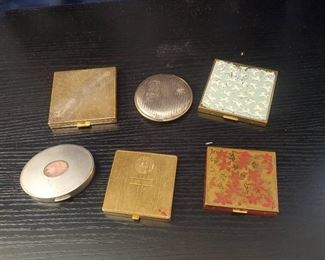 Lot of Vintage Women's Compacts 2