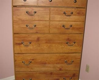 Chest of drawers