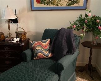 Chaise, large crewel embroidery