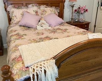 Oak queen size bed