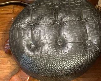 My husband really likes this turtle stool