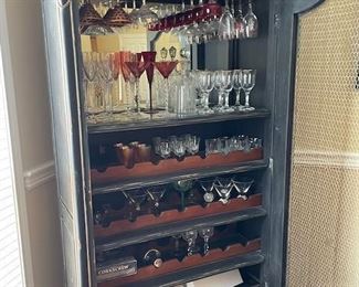 Wine / entertaining cabinet