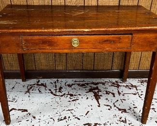 EARLY 19th CENTURY (CIRCA 1830) WORK TABLE WITH DRAWER 