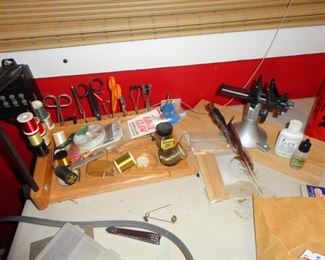 Everything you need to make flies for fishing!