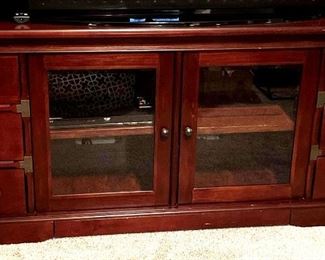 ENDING WEDNESDAY NIGHT!
"Cedar Creek-Brightwood" in Aiken, SC Starts Closing Wed 1/18 at 8pm. Pickup on Fri 1/20 2-6pm. Please click here to view more photos, descriptions, and current bids: https://ctbids.com/estate-sale/19696