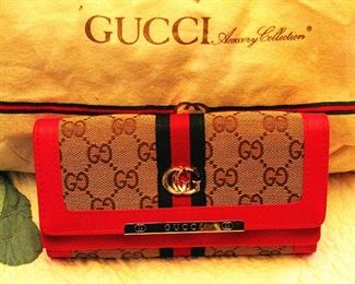 Genuine Gucci Canvas Leather Wallet