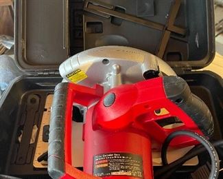 Brand NEW Craftsman 7 1/4” Circular Saw with Laser Trac (Hard Case)