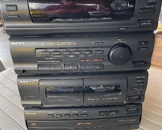 Sony Stereo System w/ Remote (No Speakers)