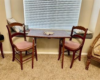 Sitting chairs all separate and folding antique game table 