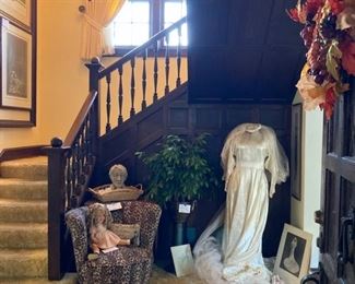 Entrance foyer wit vintage wedding ensemble