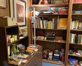 Basement apartment with books, vinyls and more