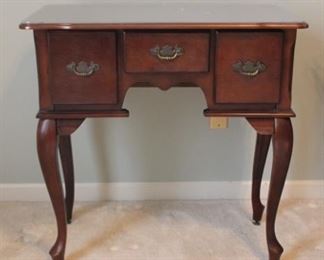 Powell Vanity  W-32   D-16   H-32