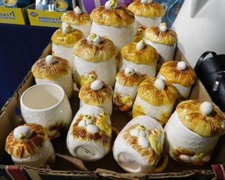 Mushroom canister set