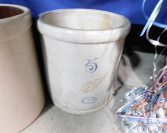 5 Gallon red wing crock