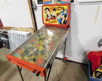 Happy days pin ball machine