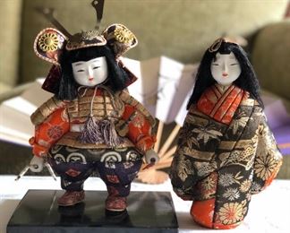 MLC092 - FIVE TRADITIONAL JAPANESE DOLLS