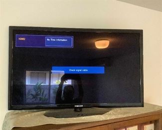 MLC155 40” Samsung Flat Screen TV