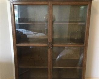 MLC176 Wooden Cabinet With Glass Doors