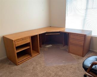 Oak Three-Piece Office Desk