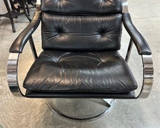 Gardner Leaver Lounge Chair by Steelcase in great condition!