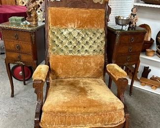 Antique Eastlake Victorian Platform Chair