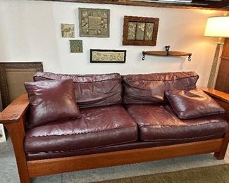 Stickley Arts and Crafts style Mission Oak and Leather Sofa