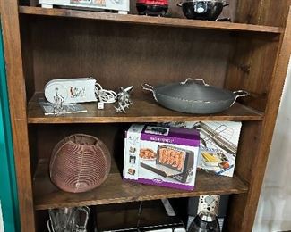 Lots of Home Decor and Small Appliances