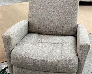 2 of 2 Contemporary Electric Recliner