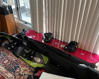 Snowboards with bindings, DaKine, burton wheeled snowboard bag