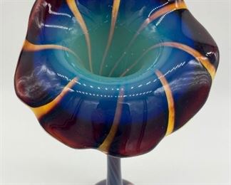 Signed Nichols Studio art glass Jack in the Pulpit vase