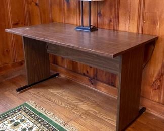 MCM wood laminate desk