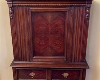 Antique Tomlinson china chest