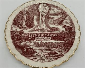 Yellowstone National Park commemorative plate